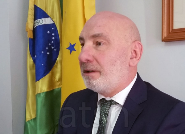 Ja pse nuk do të largohet ambasadori brazilian nga Shqipëria