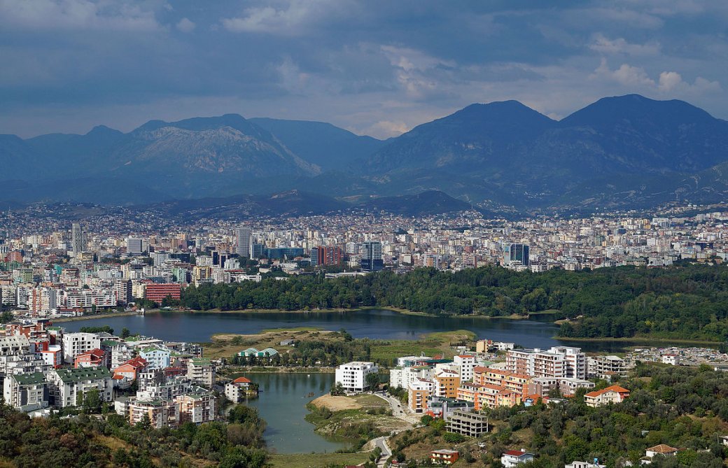 Revista italiane: Tirana një nga qytetet më të pasura të historisë së artit