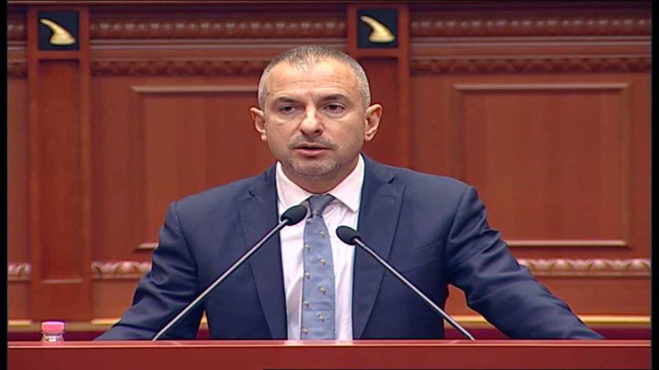 PD dhe lobi rus, deputi i PS, Bushati në 2017: Çfarë foli Basha me ambasadorin rus? Ku e gjeti forcën të dali kundra SHBA dhe BE