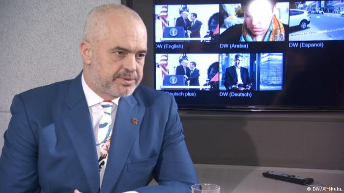 Intervistë e Kryeministrit Edi Rama për Deutsche Welle: Gazetari pyet dhe dëgjon, jo si kazani jonë, që pyet, përgjigjet dhe bën Show për militantët!