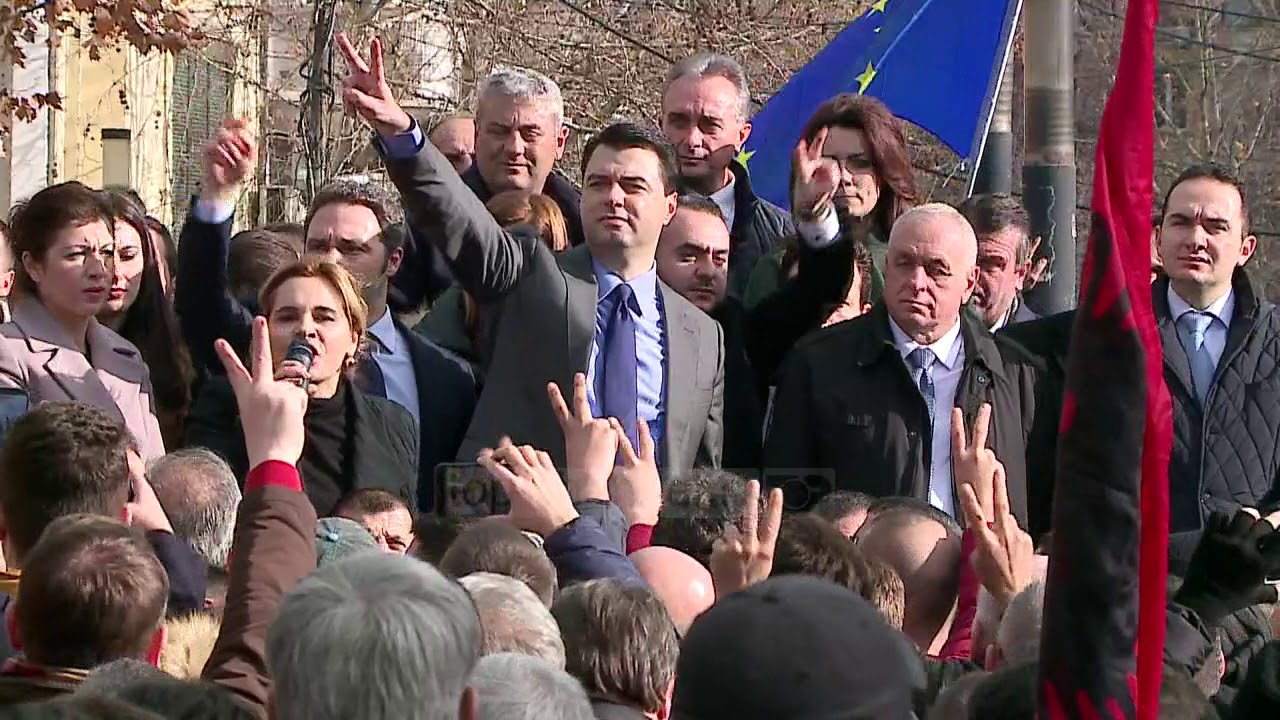 Donald Lu ua tha troç Bashës dhe Kryemadhit ndaj janë trembur: Nëse do bëjnë mosbindje civile të jenë të përgatitur edhe për burg!