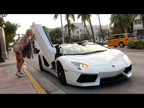 La të dashurin prej 5 vitesh për një Lamborghini, por ajo nuk priste këtë gjë (Video)