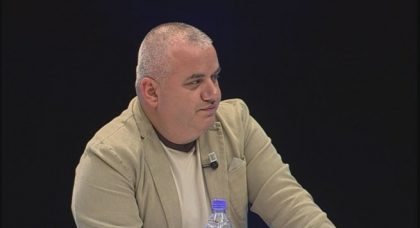 Artan Hoxha trondit vendin: Saimir Tahiri ka mbyllur çështjen e Sokol Olldashit, ai tani rrezikon të…