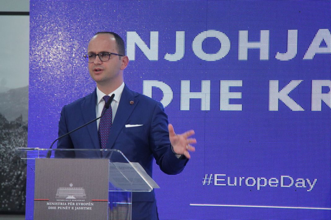 Bushati-Bashës: Ju dini të bëni një punë, të futeni si “ fanti spathi”