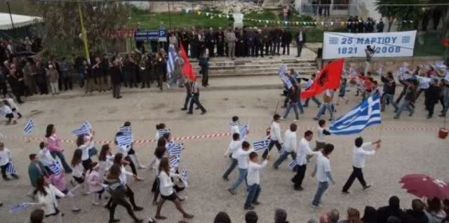 Gazetari grek për shqiptarët: Janë kafshë që i bëmë njerëz, vetë e kemi fajin që…