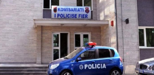 Grabitja e 100 milionëve në Fier, dy të arrestuarit akuza të forta në gjyq. Nxjerrin emrat e dy efektivëve të policisë