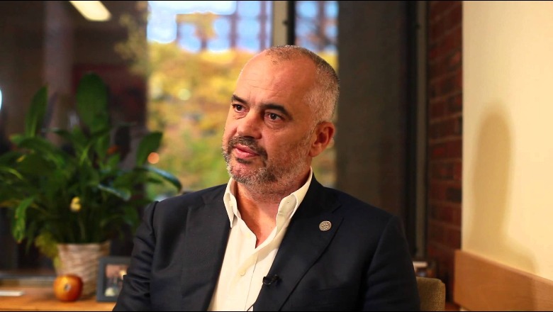 Edi Rama: Të mos ua harrojmë këtë turp, esadistëve të rinj të Shqipërisë