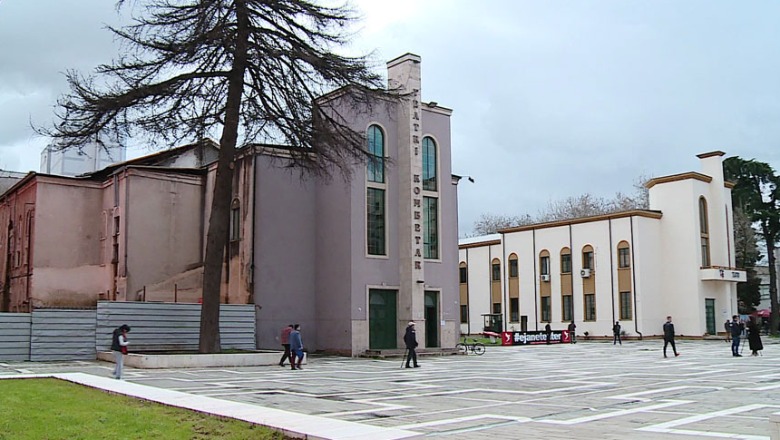 Godina e Teatrit Kombëtar, një vjetërsirë që ushqen nostalgji…