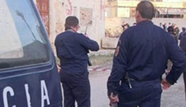 Policia qëllon me armë në mes të qytetit të Bulqizës