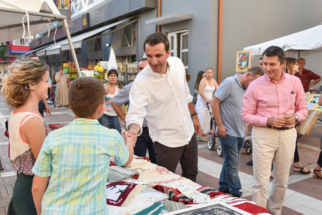 “Pazari i Ri”, Veliaj merr pjesë në Festivalin Artizan: Kur gjërat bëhen duke bashkëpunuar dhe me dashuri, shqiptarët bëjnë mrekulli