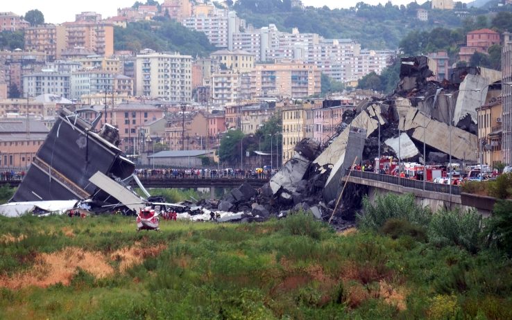 Jetë që ndaluan në urën “Morandi”