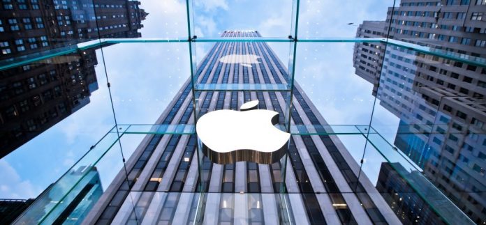 Apple i afrohet vlerës rekord prej 1 000 miliardë dollarëve