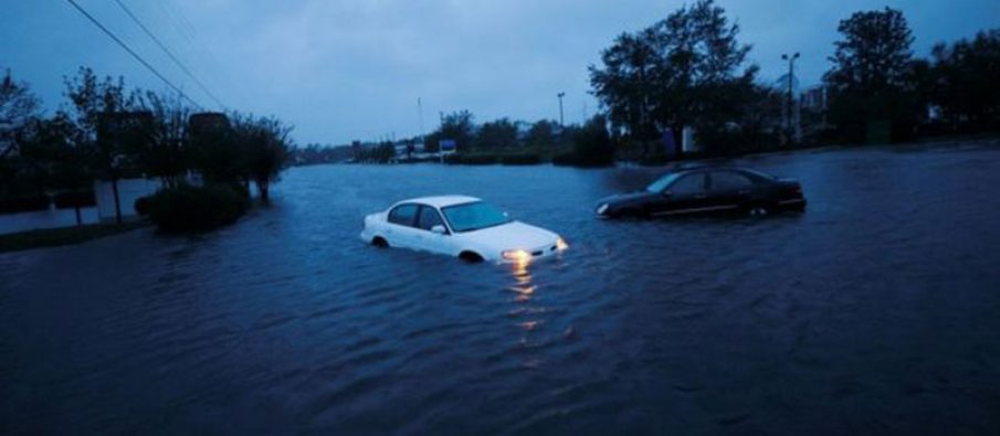 Stuhia “Florence” kthen në ishull një qytet në SHBA (Foto)