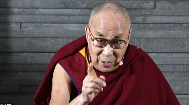 Dalai Lama u bën thirrje refugjatëve: Kthehuni dhe rindërtoni vendin tuaj,Europa është e europianëve