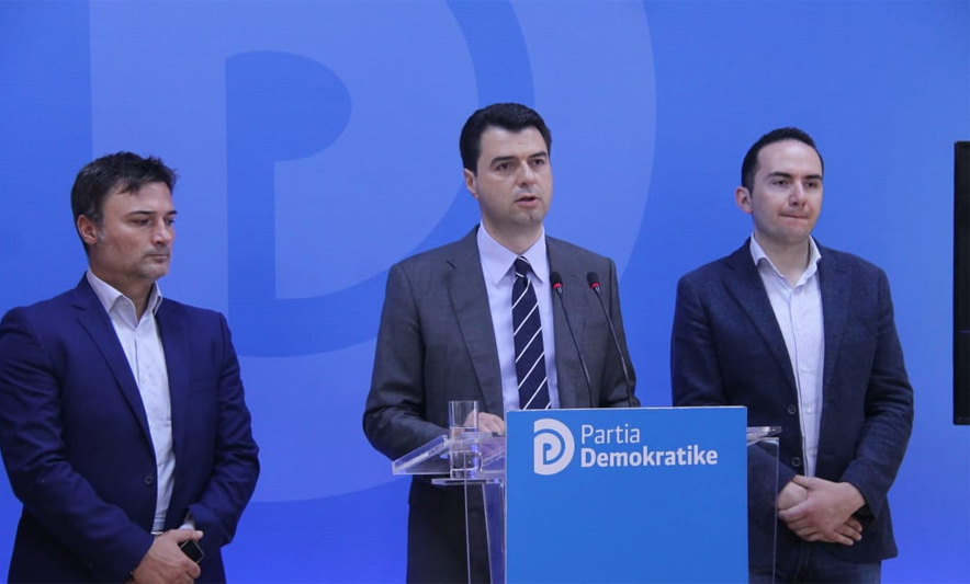 Demokrat, nëse nuk e largoni dot Lulziun, mbyllini thesin e rrenave se i’u degjeneroi