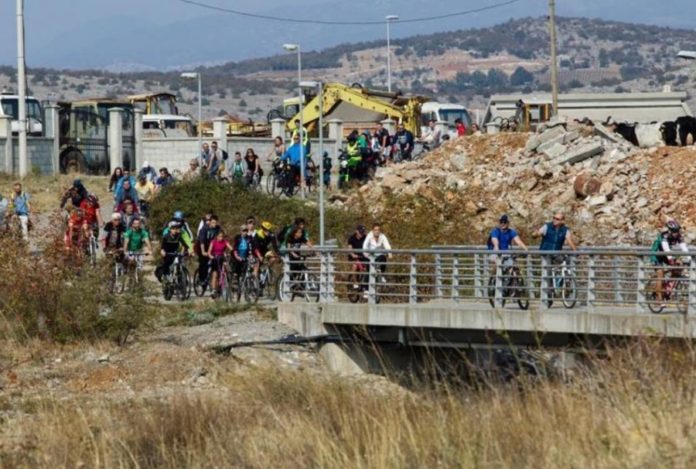 Edhe malazezët protestë kundër digës shqiptare në lumin e përbashkët