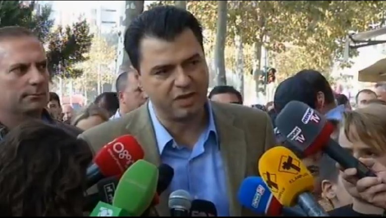 Protesta e banorëve në Astir: Ja çdo ndodhë me banesat!