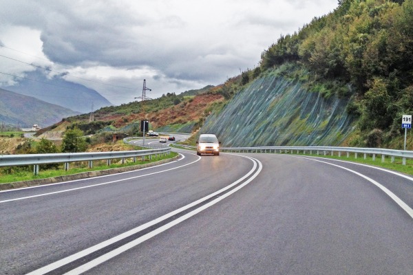 Nuk doni të paguani ?! Ja dy alternativat që i’u jep Gjiknuri për ta shmangur pagesën në autostradën Tiranë-Durrës