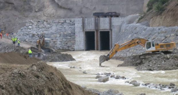 Vepra unikale në Moglicë: I pari central nëntokësor dhe diga e dytë më e lartë në botë