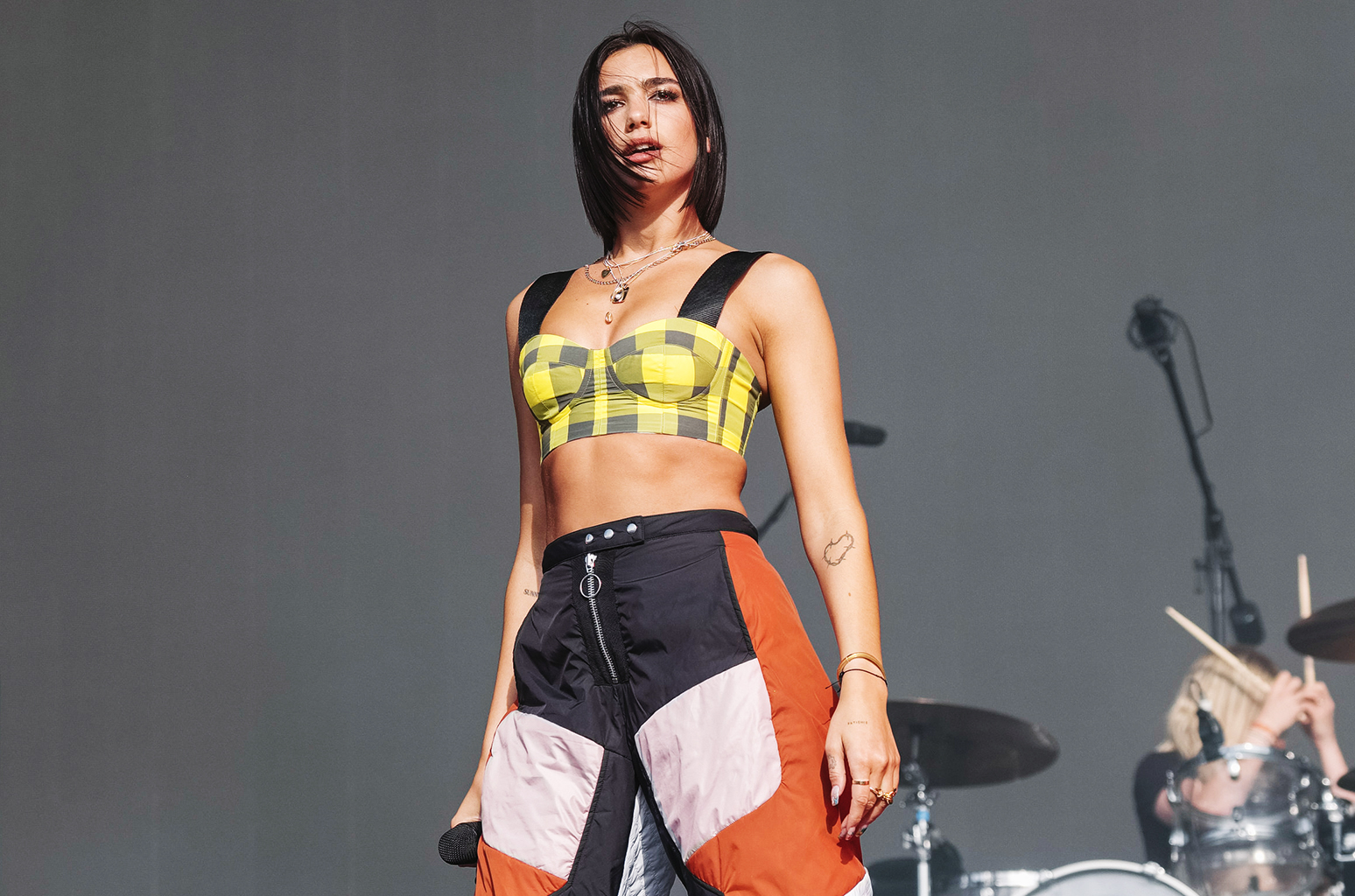 Dua Lipa nuk ndalet me sukseset, në top pesë këngëtaret e botërore për vitin 2018