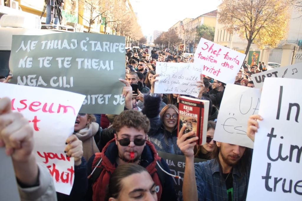 “Lëvizja për Universitetin” refuzon Ramën: Duam arsim falas për të gjithë, studentët të mos paguajnë asnjë lek