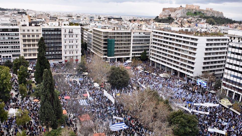 Godet historiania Kosaqi: Një komb fals proteston për emrin Maqedoni, shqiptarët e kanë të tyrin dhe votojnë t’ua dhurojnë bullgarëve