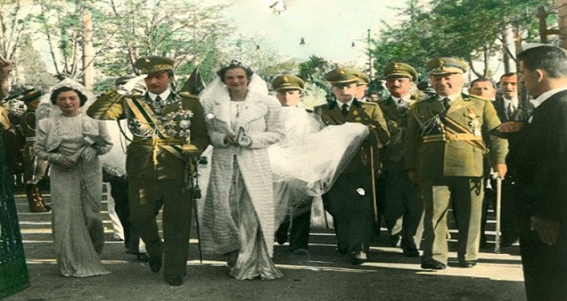 “Paris-soir” (1938): Shija e Mbretëreshës Geraldinë për modën pariziane, dhe fustani i nusërisë porositur në Paris