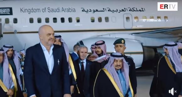 Rama nis vizitën në Arabinë Saudite (Video)