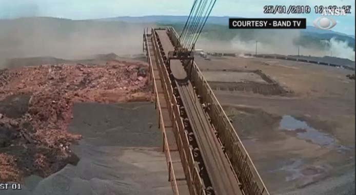 Brazil, momenti i shembjes së digës në Brumadinho (Video)