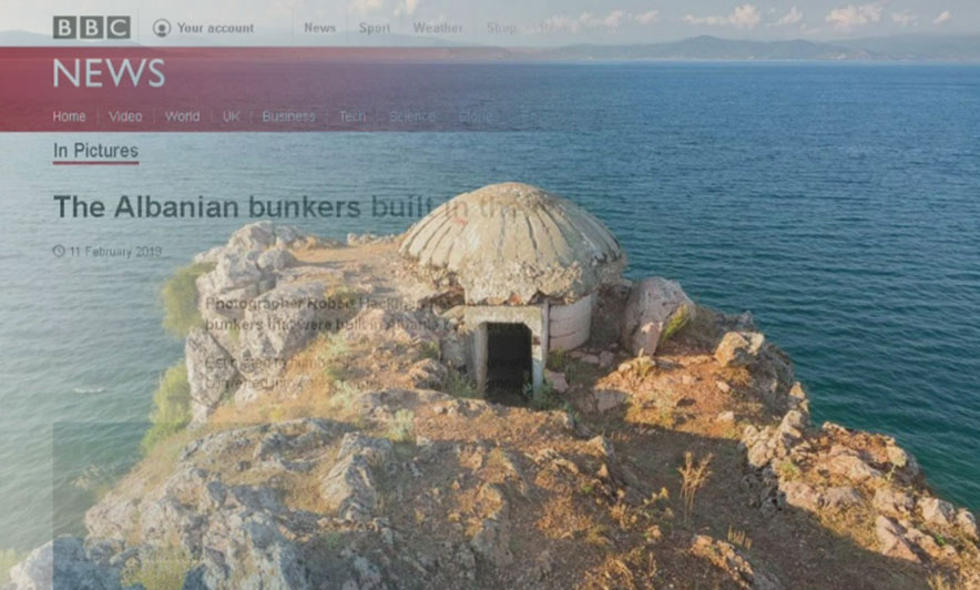 Bunkerët shqiptarë, në BBC. Një fotograf dokumenton në një libër historinë