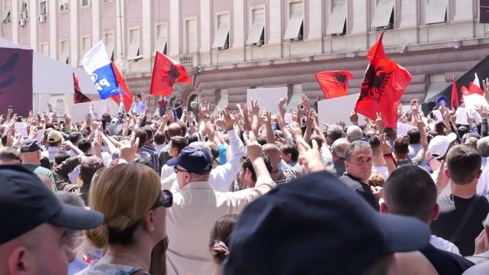 “U mbars mali e polli një mi”! Demalia paralajmëron Bashën e Kryemadhin: Çfarë do ndodhë më 16 shkurt