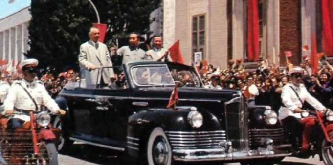 Makinat me të cilët udhëtonte Enveri Ja historia e “Mercedes 600”! (Foto)