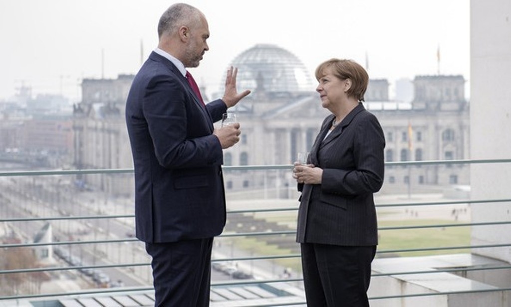 Samiti i Berlinit: Rama takim “kokë më kokë” me Kancelaren Merkel