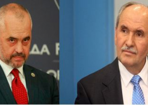 Edi Rama debaton me ironi me “parveny-t e berishizmit”  Zëri Amerikës  dhe Elez Biberaj!