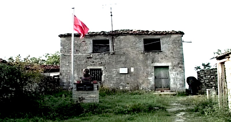 Krahasim vlerash e plehrash: Shtëpia e gjigandit Gjergj Fishta, dhe sarajet luksoze të krye-hajdutit Ilir Metaj (Foto)