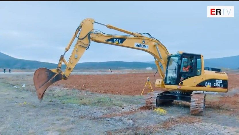 Nisin punimet për Aeroportin e Kukësit: Ja kur do përfundojë! (Video)