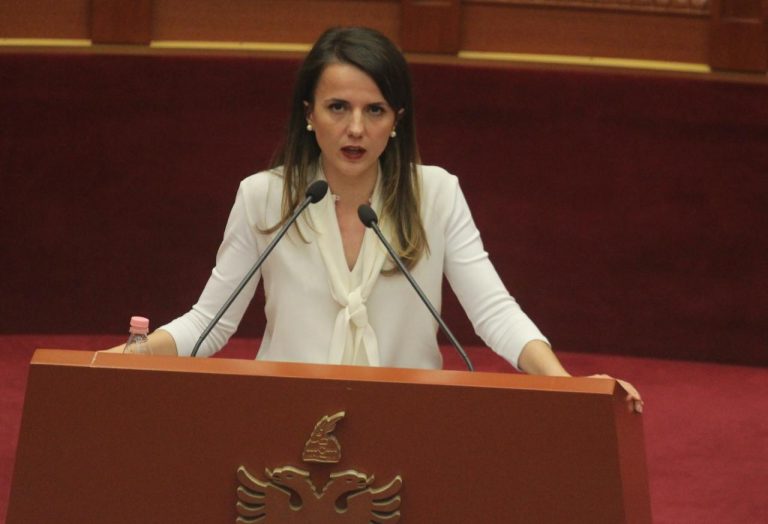 Rudina Hajdari dhe Astrit Patozi krijojnë parti të re, “Bindja Demokratike” regjistrohet për zgjedhjet e 30 Qershorit