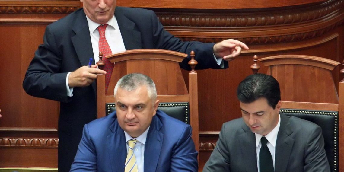 Berisha braktis Metën, Lulzimi e sfidon me 13 Tetorin