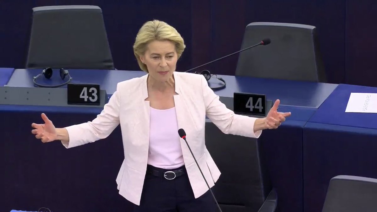 Mesazhe shprese! Presidentja e KE-së Ursula van der Leyen një falenderim për Shqipërinë dhe Maqedonin e Veriut: Duhet t’u shtrëngojmë dorën këtyre dy vendeve