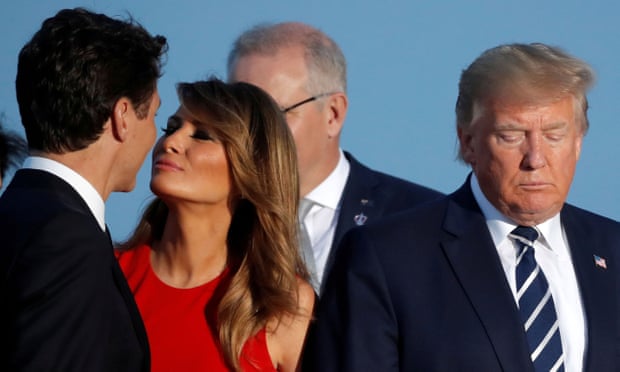 Melania Trump përpak sa nuk e “ha” kryeministrit kanadez! Fotoja bën xhiron e botës