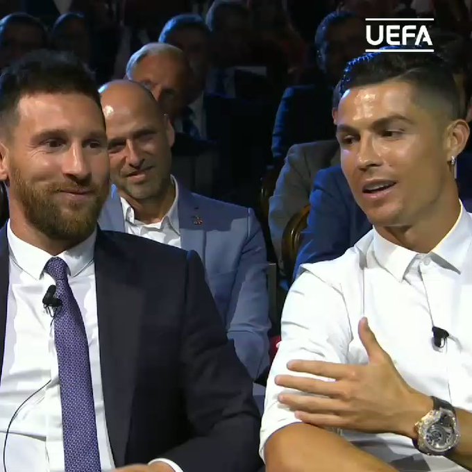 Messi fitoi para syve të tij çmimin e “Sulmuesit të vitit”: Reagimi epik i Ronaldos po bën xhiron e rrjetin (Video)