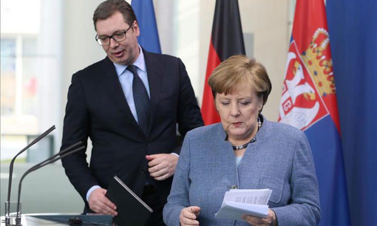 Kufijtë/Angela Merkel “ultimatum” Vuçiçit: Do ndëshkoheni rëndë