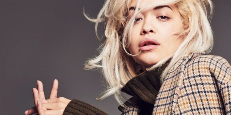 Admiroj burrat dhe gratë, për mua dashuria s’ka gjini: Rita Ora pranon hapur preferencat e saj në jetën intime