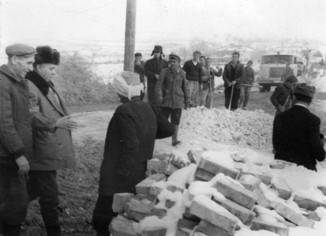 Tërmeti i 1967-s, dhe fotot e rralla, të Enver Hoxhës