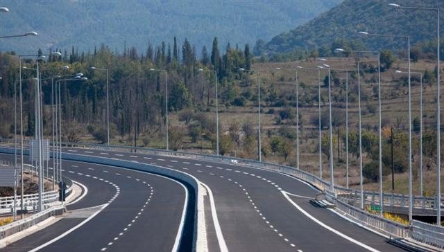 Greqi, vijojnë përplasjet mbi autostradën “Joniane” drejt kufirit shqiptar