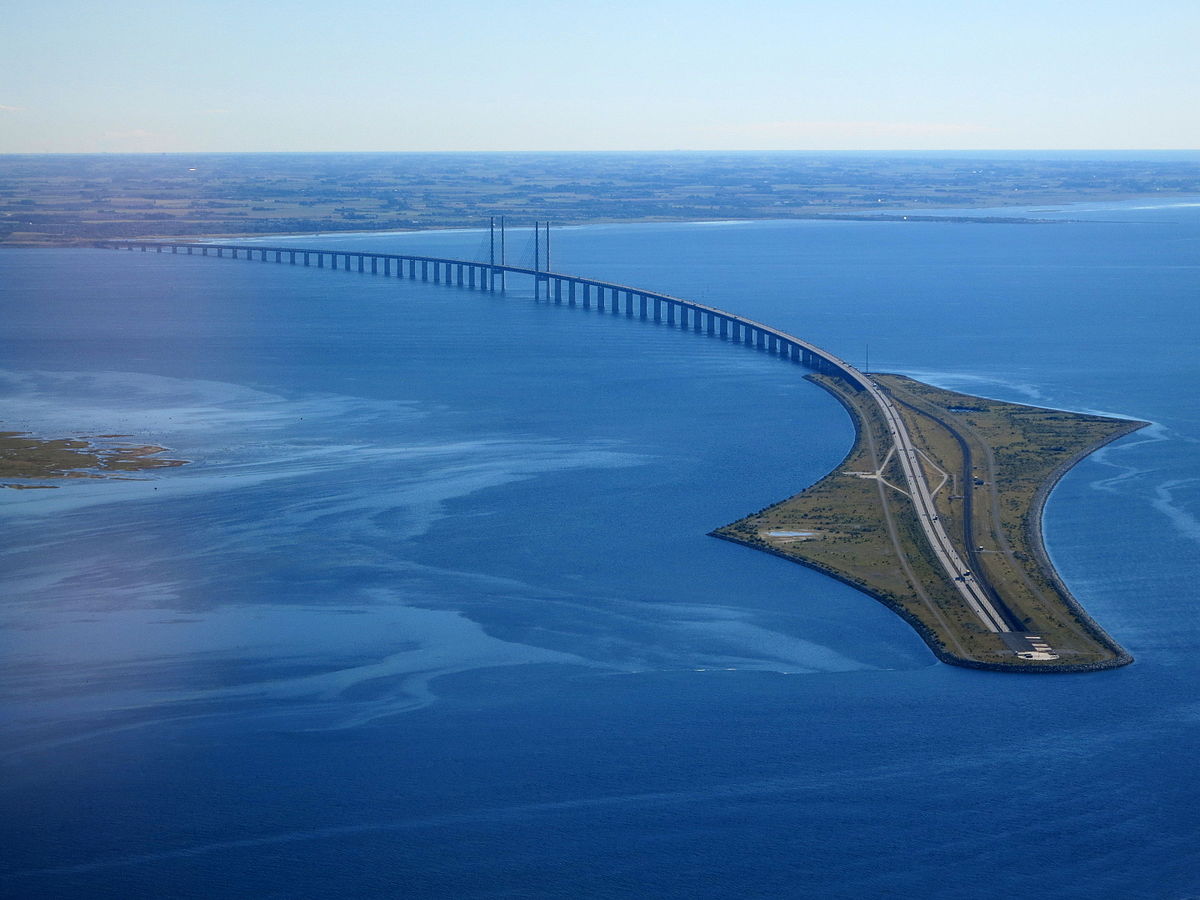 VIDEO/ Pamje për t’u kujtuar: Ura e Oresund-it, gjigandi arkitektonik që lidh Suedinë me Danimarkën