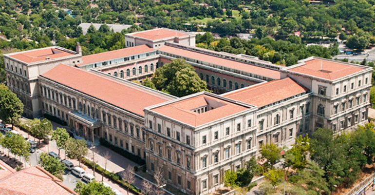 Në këtë Universitet të huaj, nga 10 studentët më të mirë të këtij viti, 8 janë… shqiptarë!