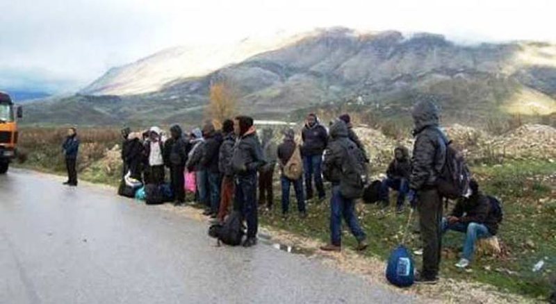 Shqipëria gati të kthehet në vatër për emigrantët nga Lindja e Mesme: Zbardhet vendimi si do të ndërtohen kampet në disa zona të vendit