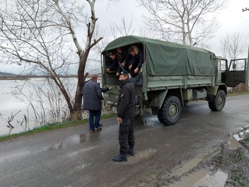 ‘Në krye të detyrës’! Rama poston fotot dhe tregon çfarë po ndodh në terren