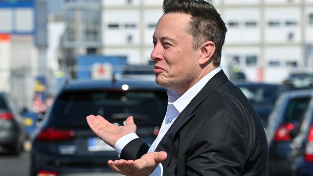 Elon Musk humb 14 miliardë dollarë brenda natës dhe bie nga froni si njeriu më i pasur në botë, ja kush e merr vendin e parë